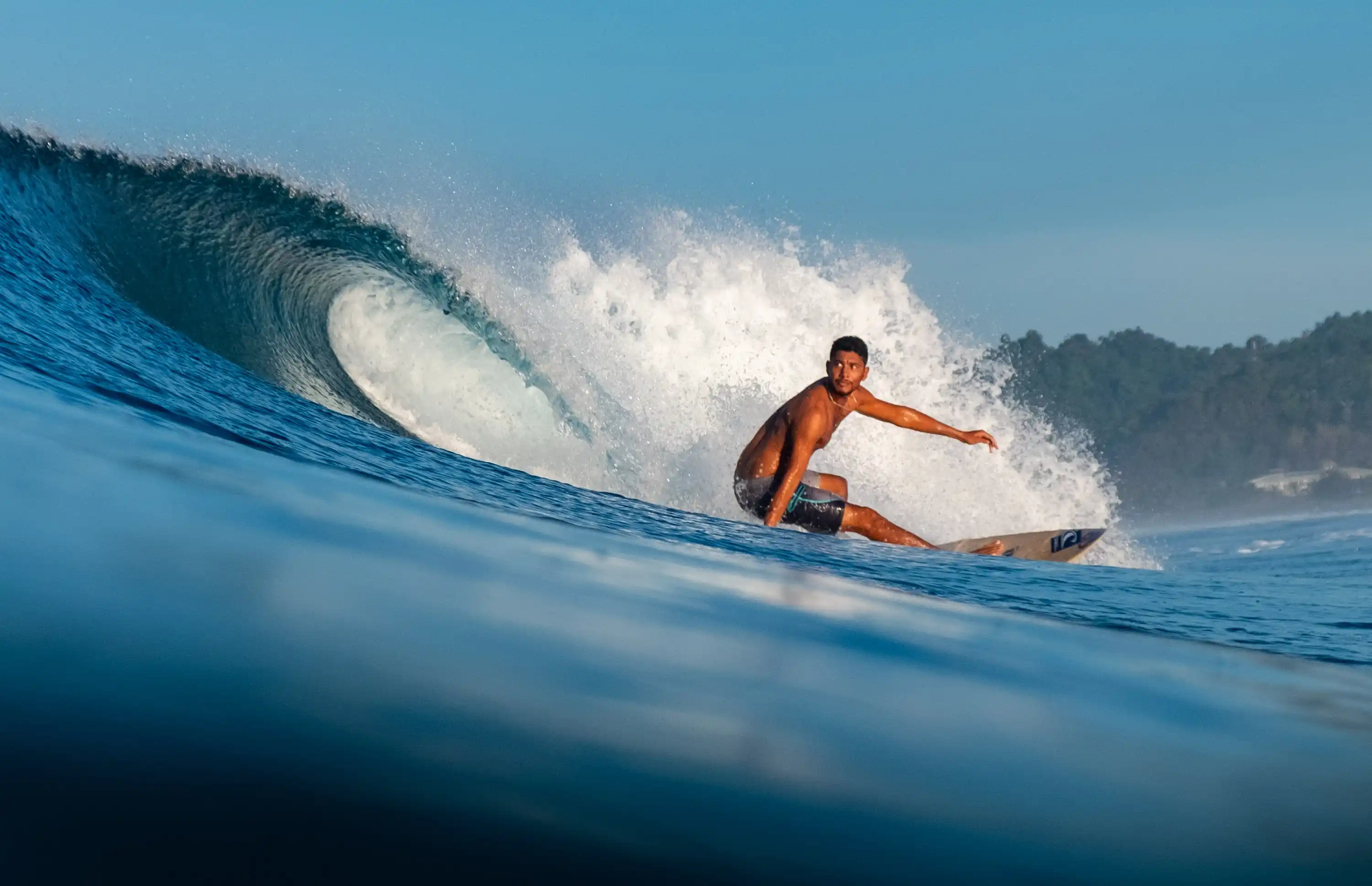 Paradise FREESTYLE Surf Experience - Core